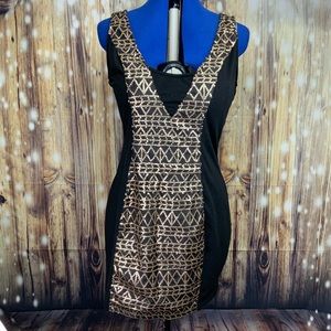 Dots sleeveless sequined dress